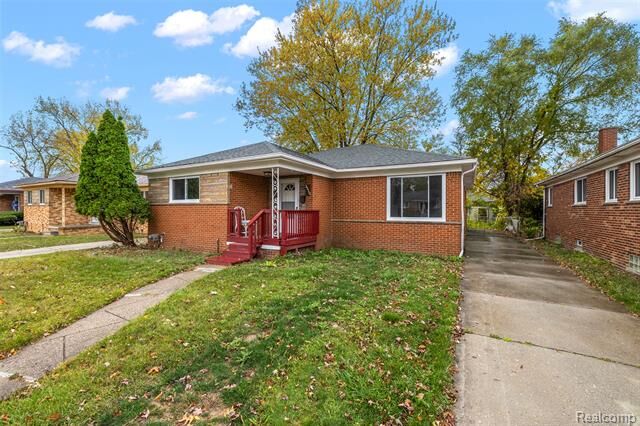 Property Photo: 23711 Coyle Street MI 48237