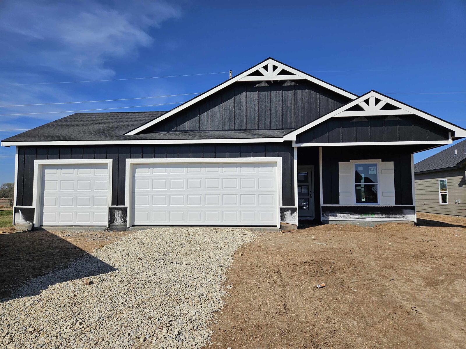 Property Photo: 1013 N Forestview St KS 67235