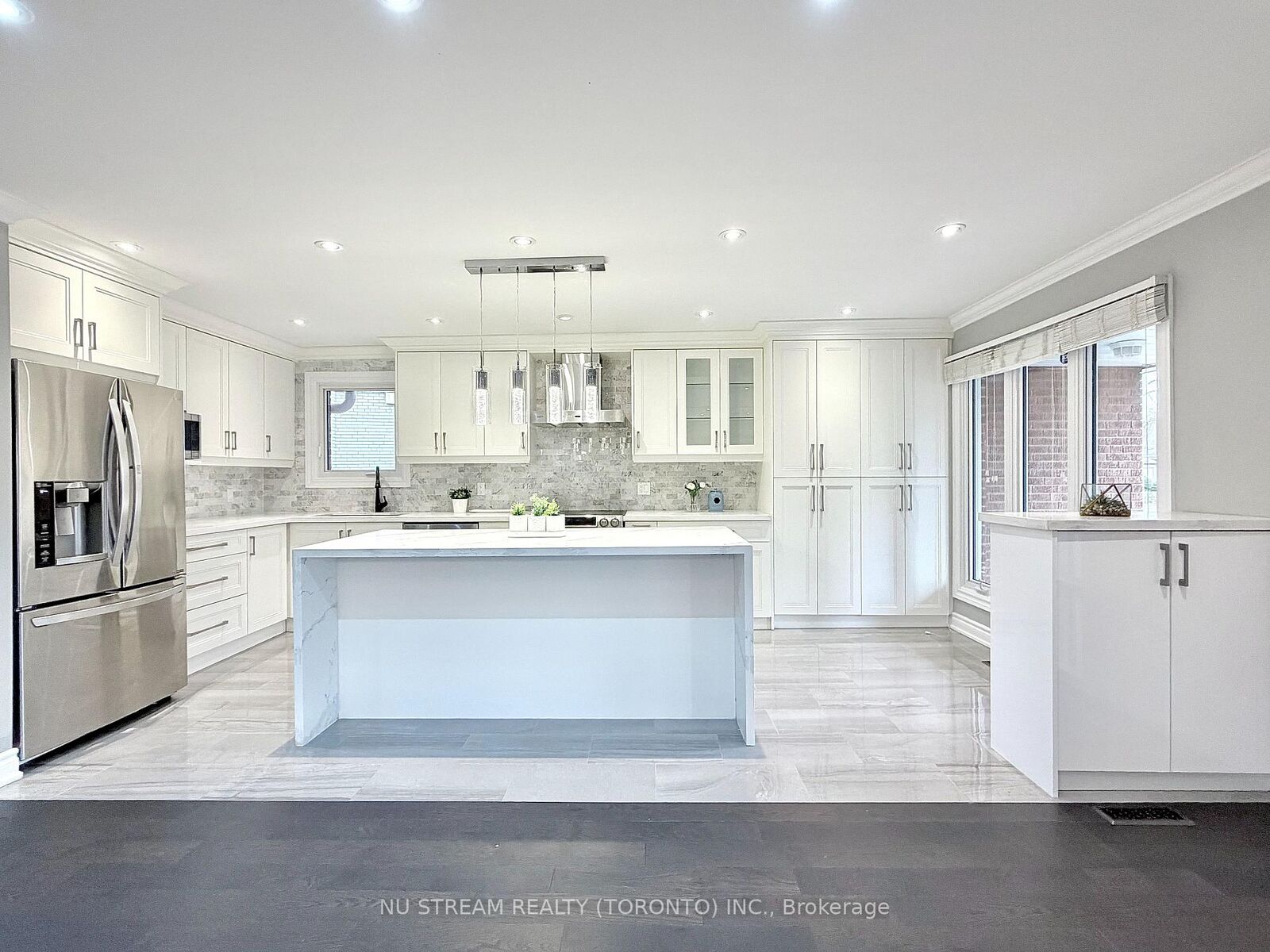 Property Photo: 3 Mosedale Crescent ON M2J 3A3