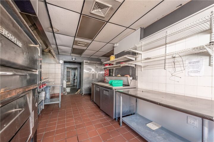 Property Photo:  521 Grant Street  PA 15110 