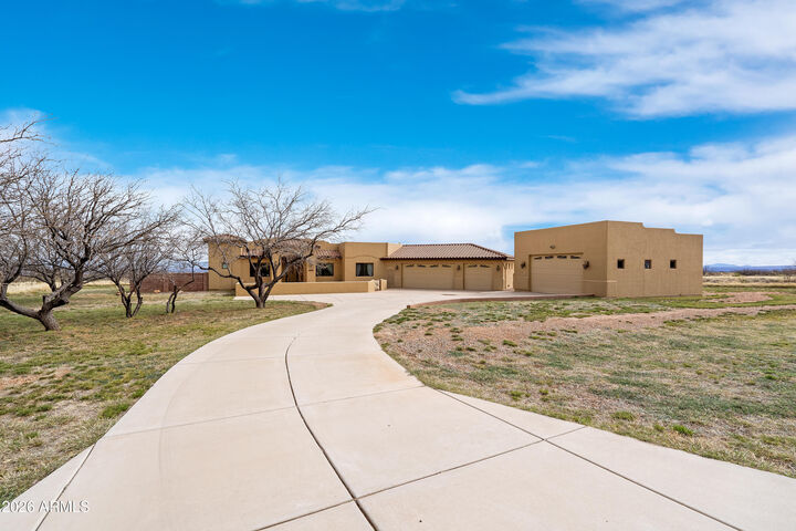 Property Photo:  8585 S Palisades Drive  AZ 85615 