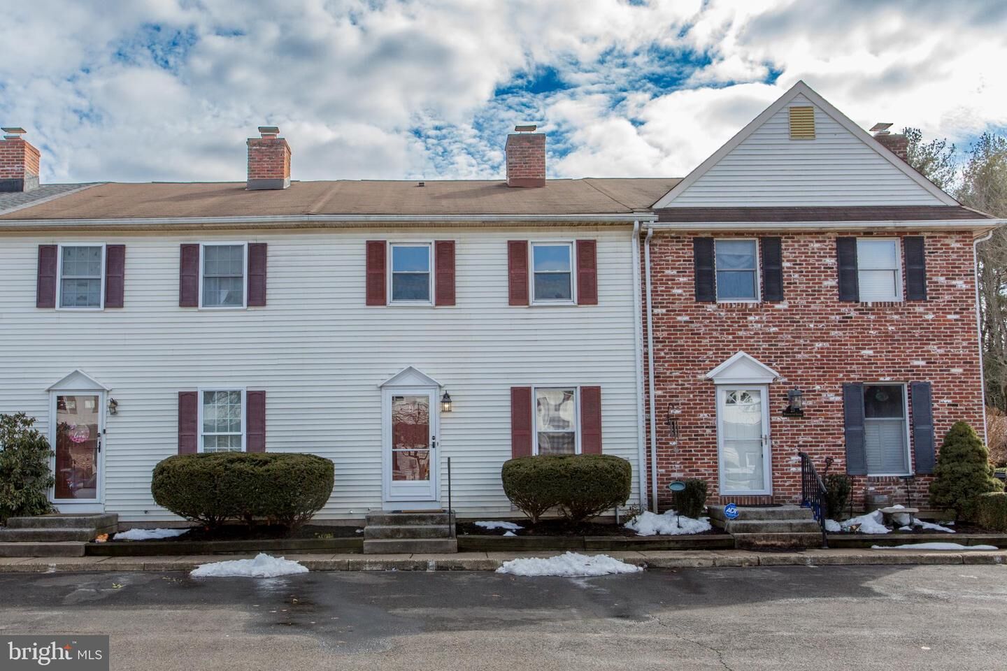Property Photo:  21 Washington Square  PA 18901 