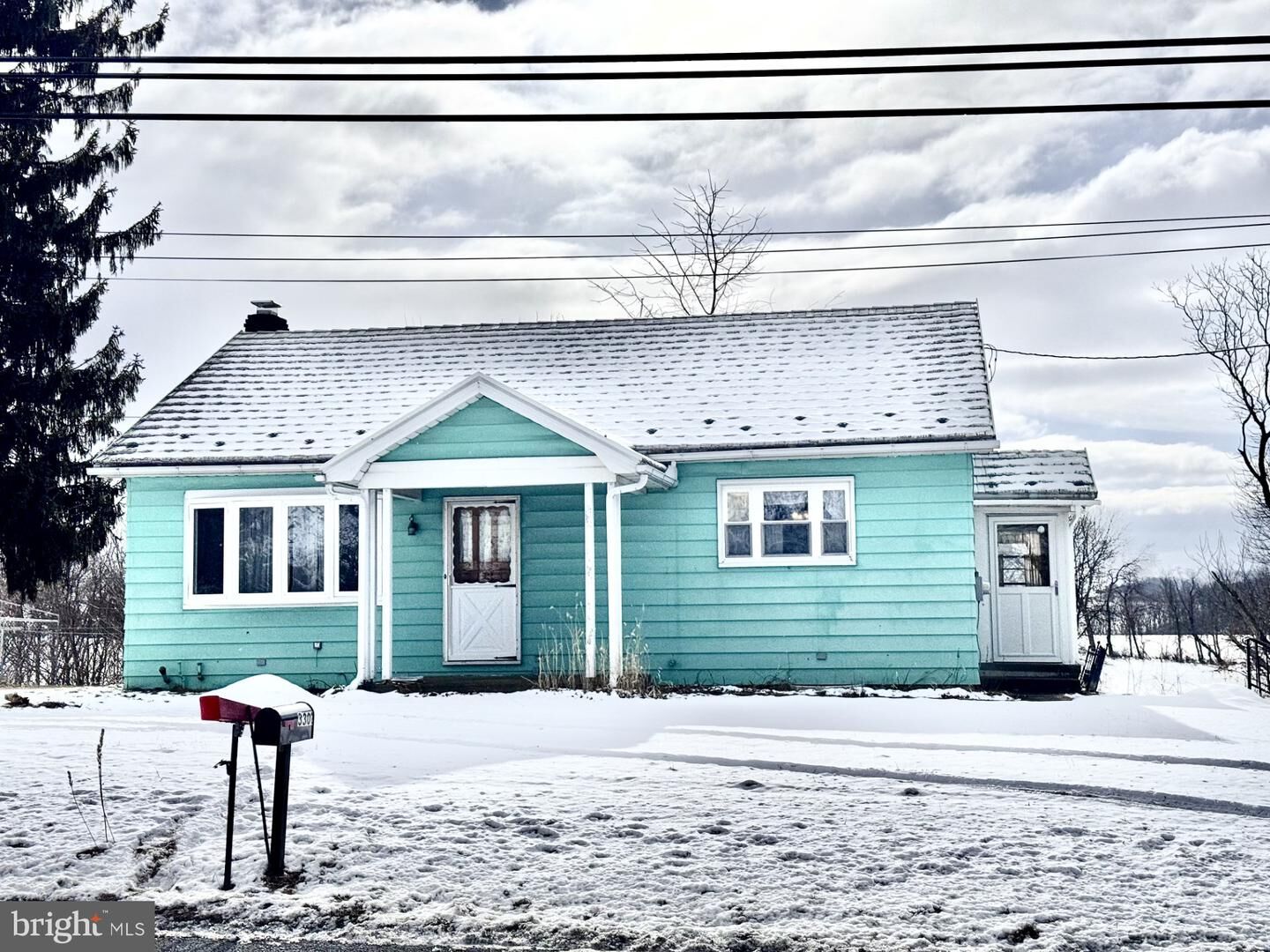 Property Photo: 3301 Old Route 22 PA 19526