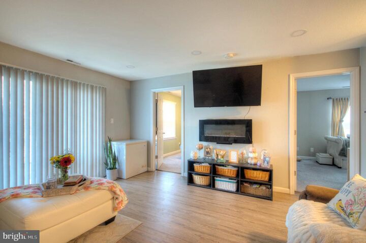 Property Photo: 1180 Tristram Circle NJ 08051