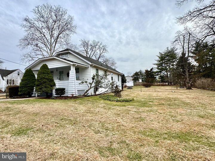 Property Photo:  7 Diverty Road  NJ 08534 
