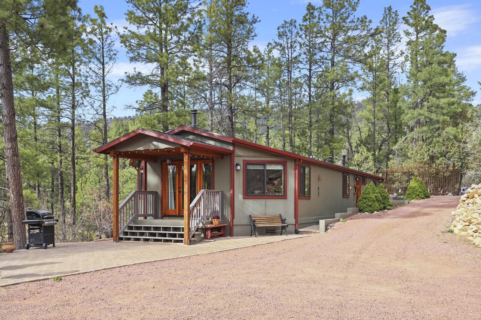 Property Photo:  396 Leisure Lane  AZ 85541 