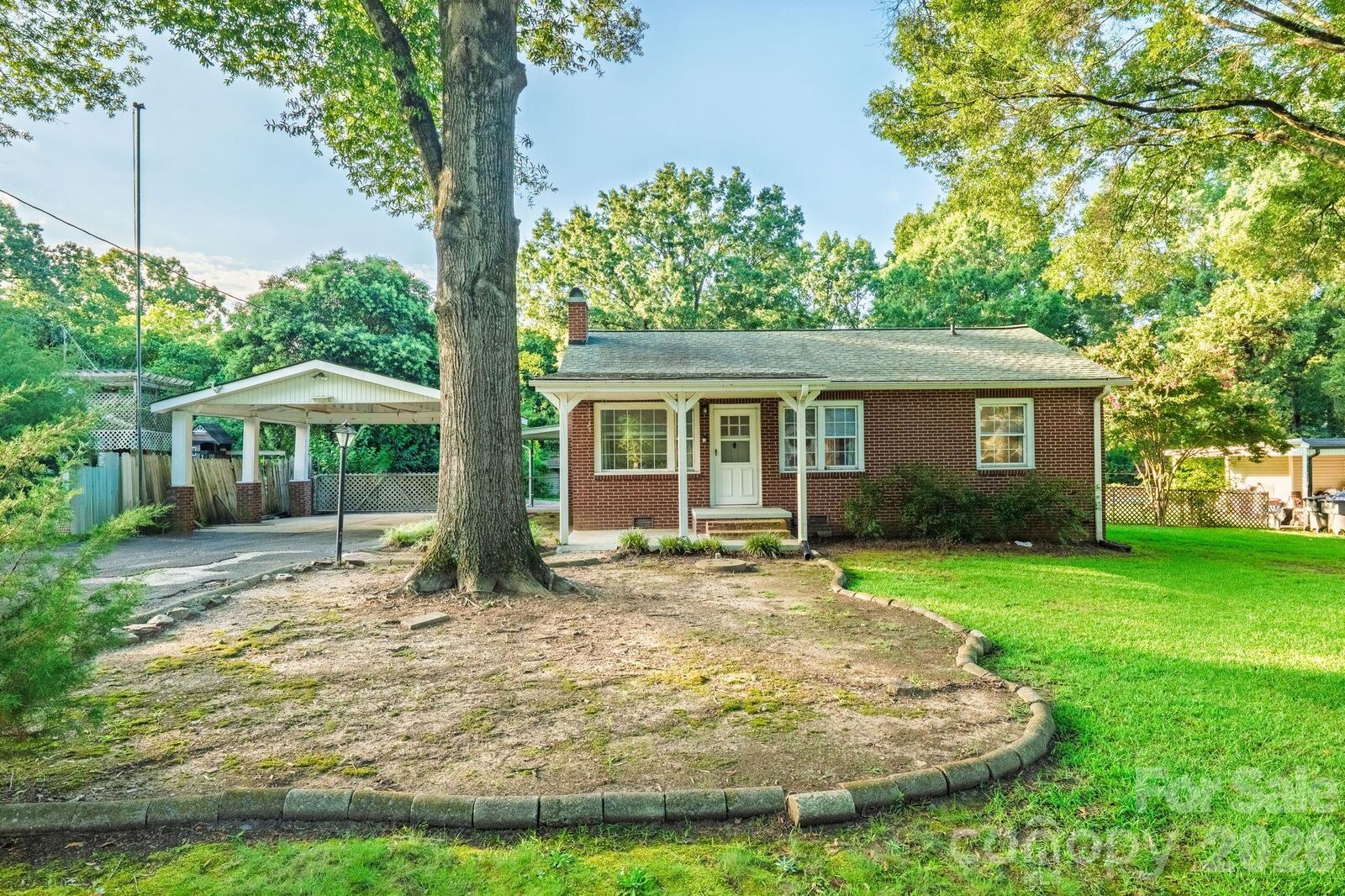 Property Photo:  5212 Wales Street  NC 28269 