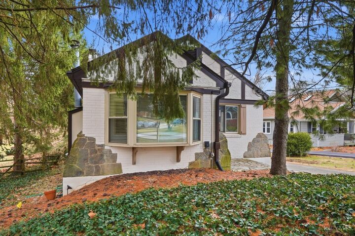 Property Photo: 5965 Wayside Avenue OH 45230