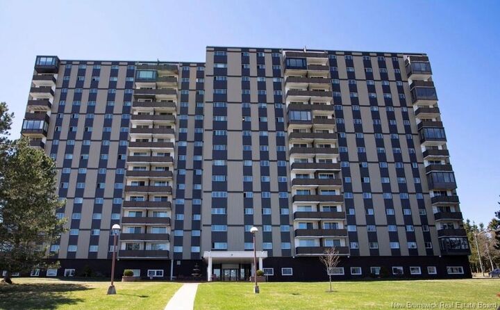 Property Photo: 310 Woodward Avenue 304 NB E2K 2L1