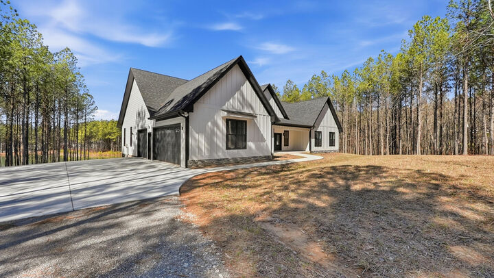 Property Photo: 270 Sevier Street TN 37347