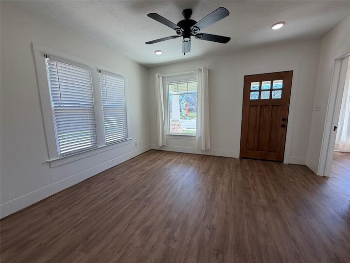 Property Photo:  402 W Third Street  TX 77833 