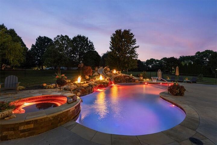 Property Photo:  15348 Carter Road  KS 66221 