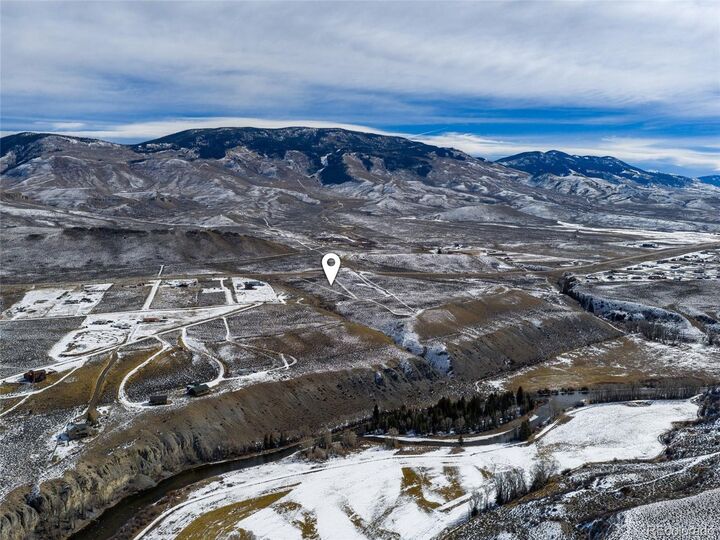 Property Photo:  700 County Road 1001  CO 80498 