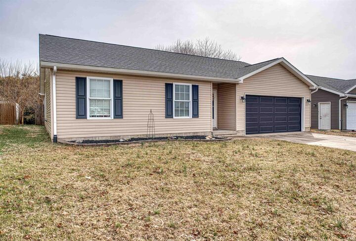 Property Photo: 468 Mallard Circle IN 47610