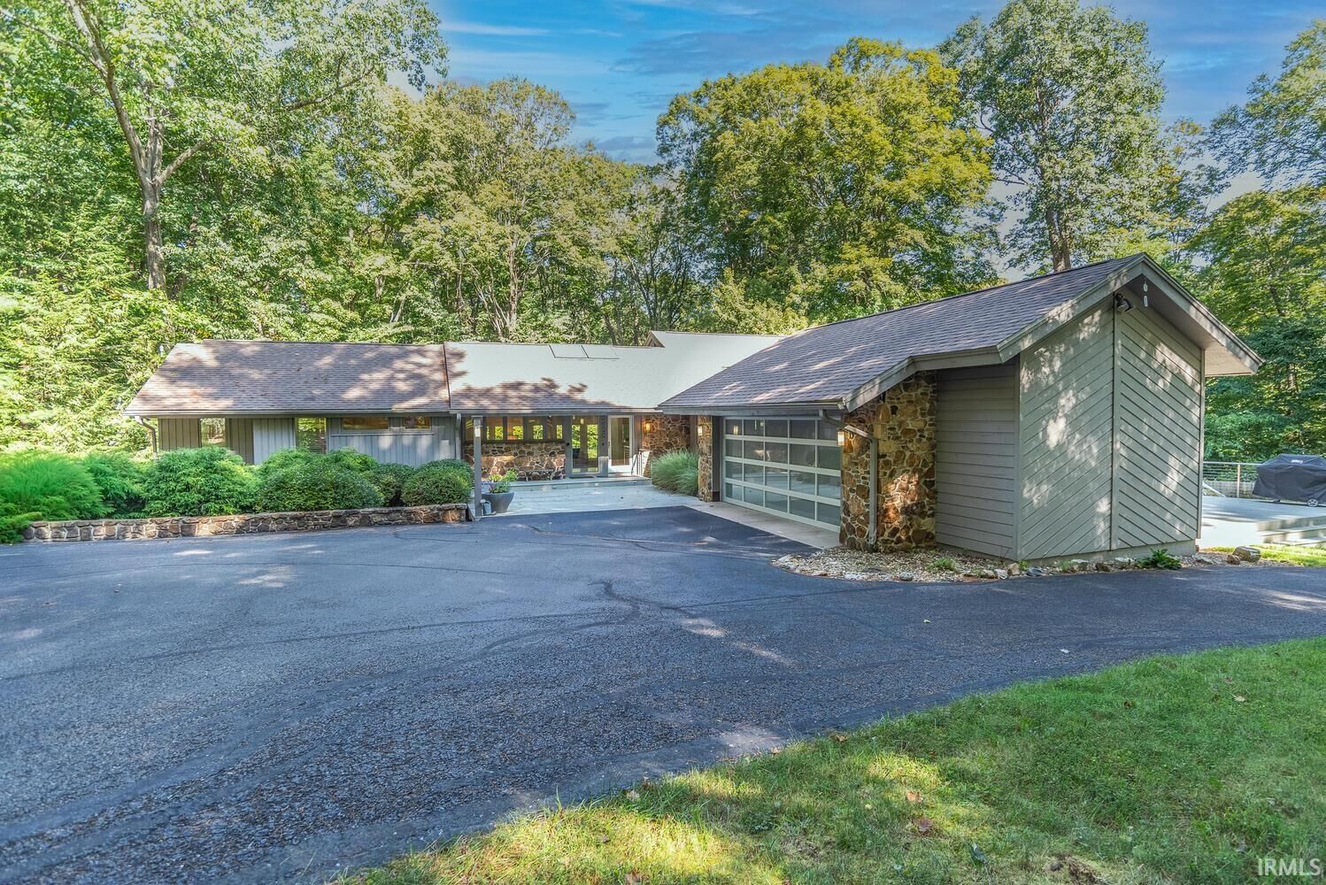 Property Photo: 5455 E James Road IN 47408