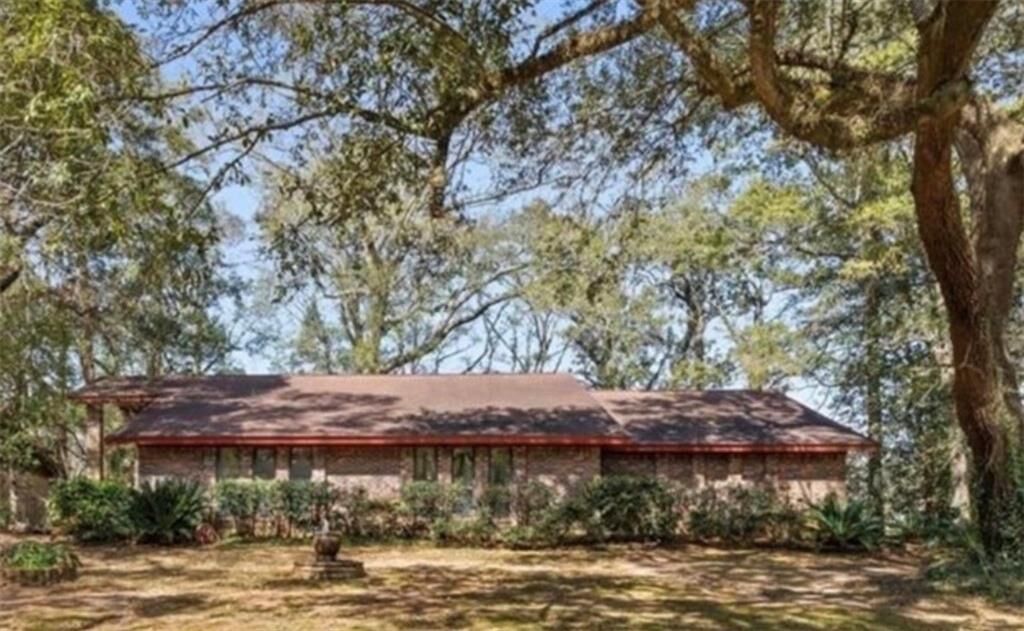Property Photo: 12580 King Arthur Drive AL 36541