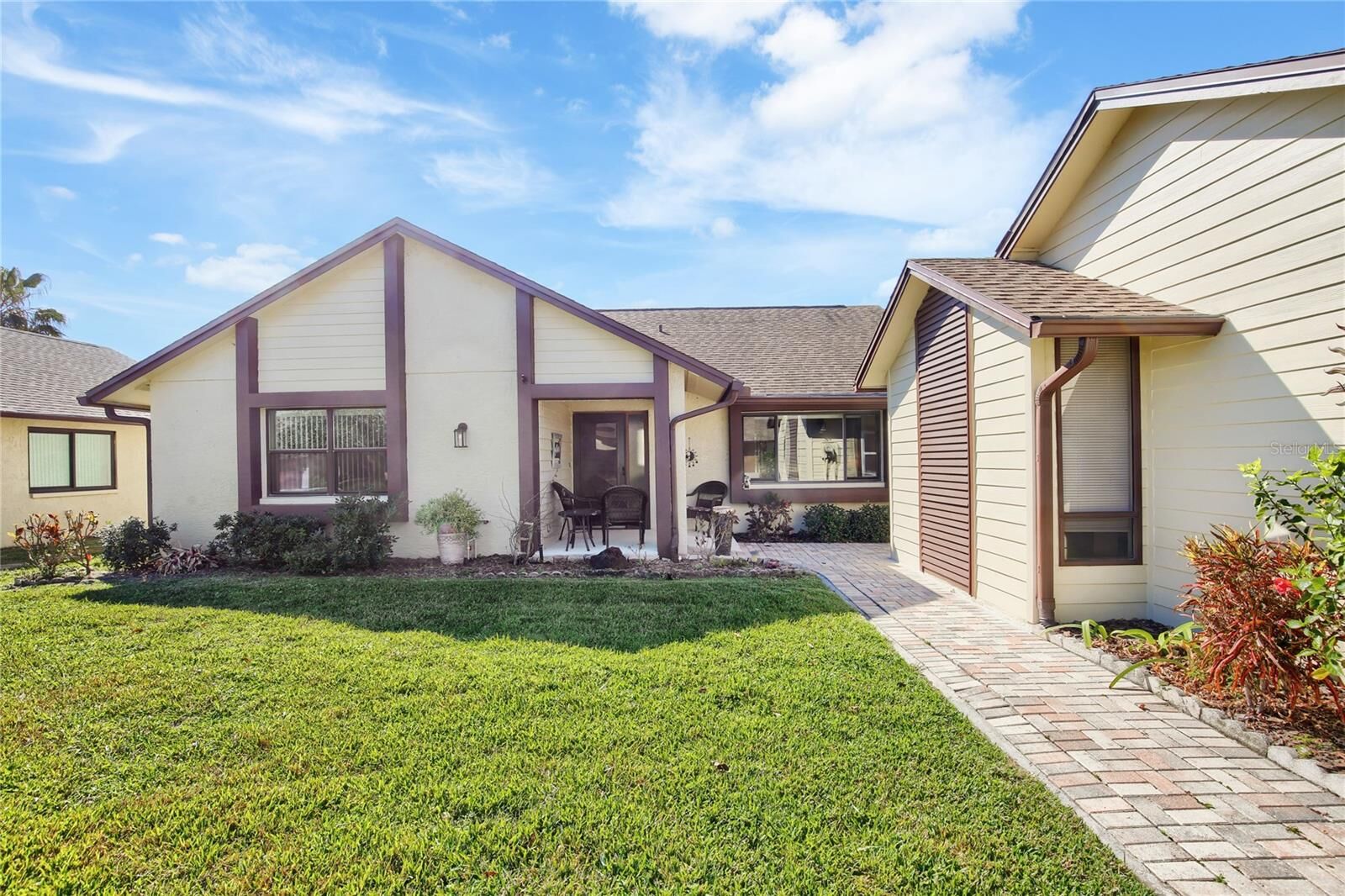 Property Photo:  2217 Sequoia Drive  FL 33763 