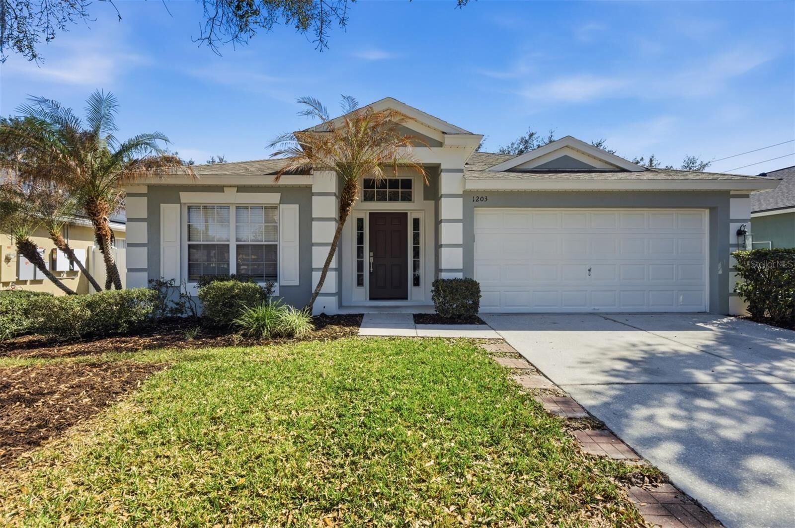 Property Photo:  1203 Snug Harbor Drive  FL 32707 