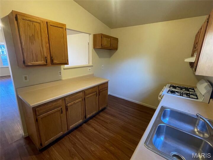 Property Photo: 1418 Fletcher Street IL 62002