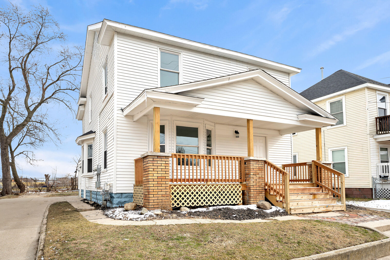 Property Photo:  1754 Godfrey Avenue SW  MI 49509 
