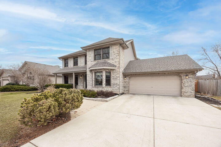 Property Photo:  20W505 Elizabeth Street  IL 60516 