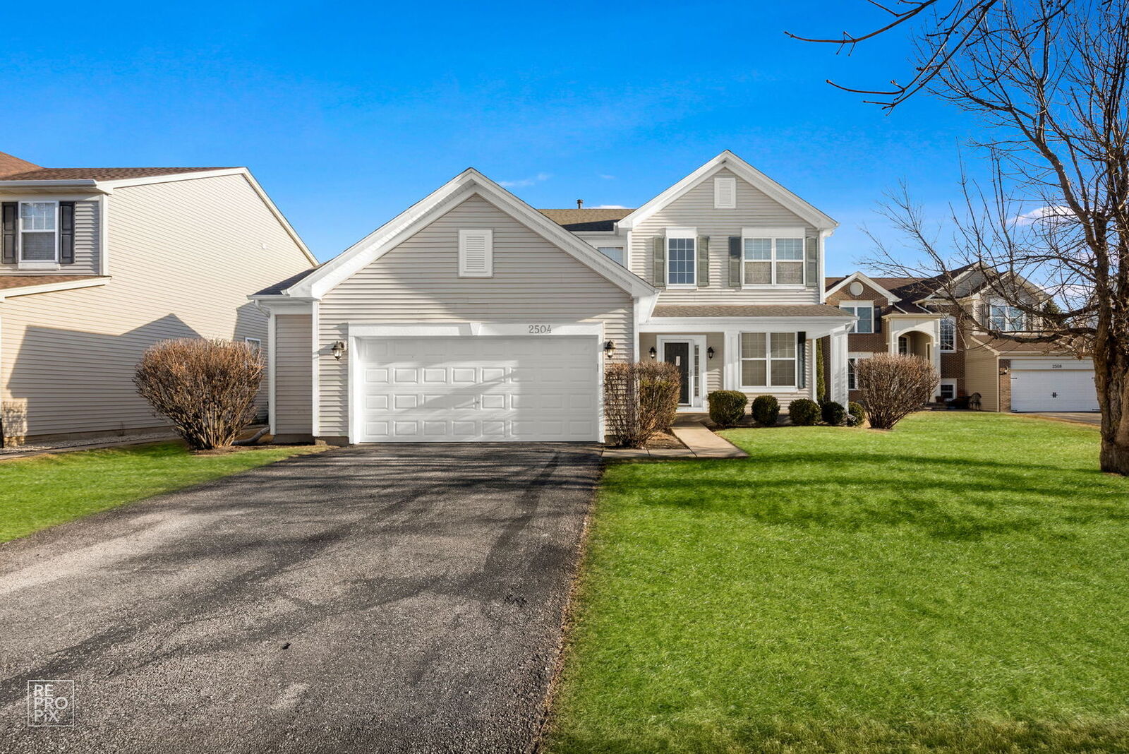 Property Photo:  2504 Concord Court  IL 60538 