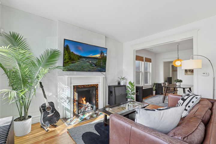 Property Photo:  3436 W Beach Avenue  IL 60651 