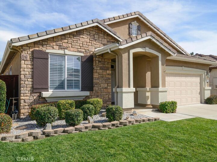 Property Photo:  376 Bjorn Court  CA 92545 