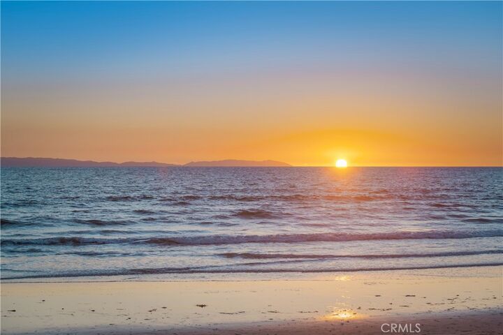 Property Photo:  3407 W Oceanfront  CA 92663 
