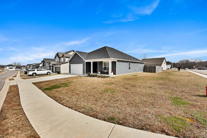 Property Photo:  441 Pomeroy Drive  TN 37042 