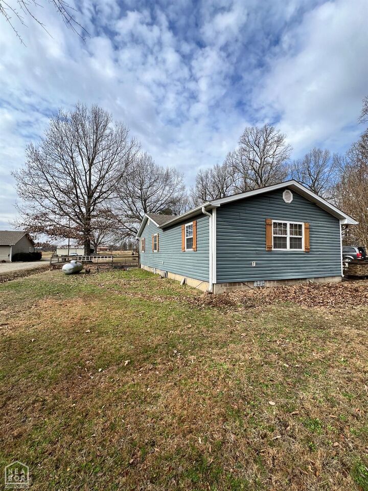 Property Photo:  991 County Road 741  AR 72405 