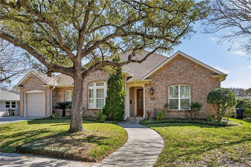 Property Photo:  1712 Killdeer Street  LA 70122 