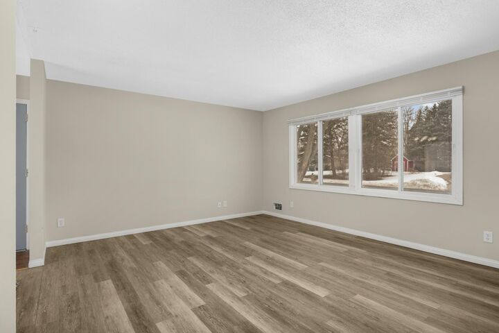 Property Photo: 3958 Riverton Avenue MN 55122