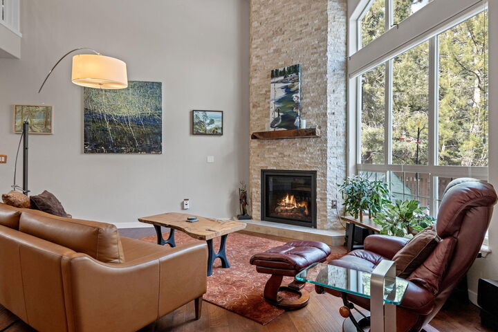 Property Photo:  2526 NW Locke Court  OR 97703 