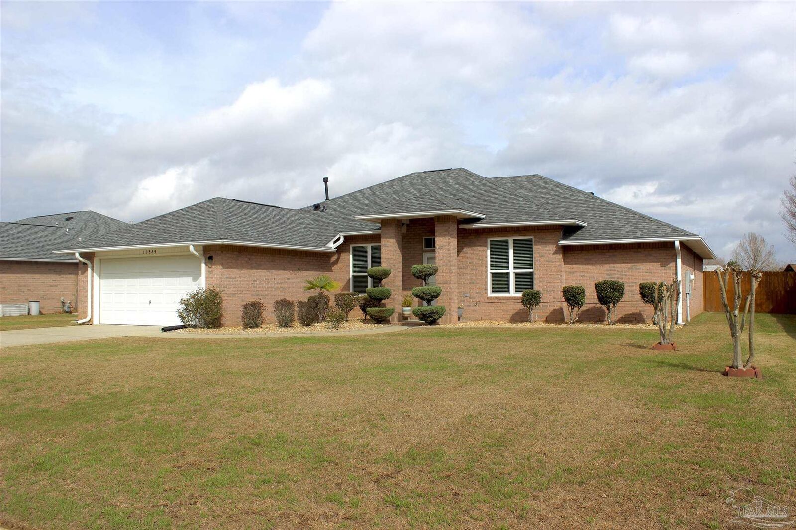 Property Photo:  10889 Country Ostrich Dr  FL 32534 