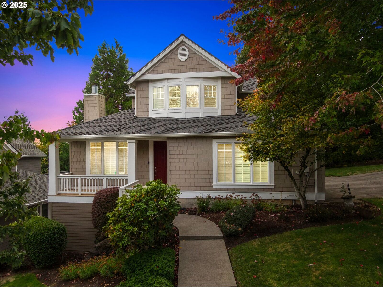 Property Photo: 2541 NW Marsden Pl OR 97229