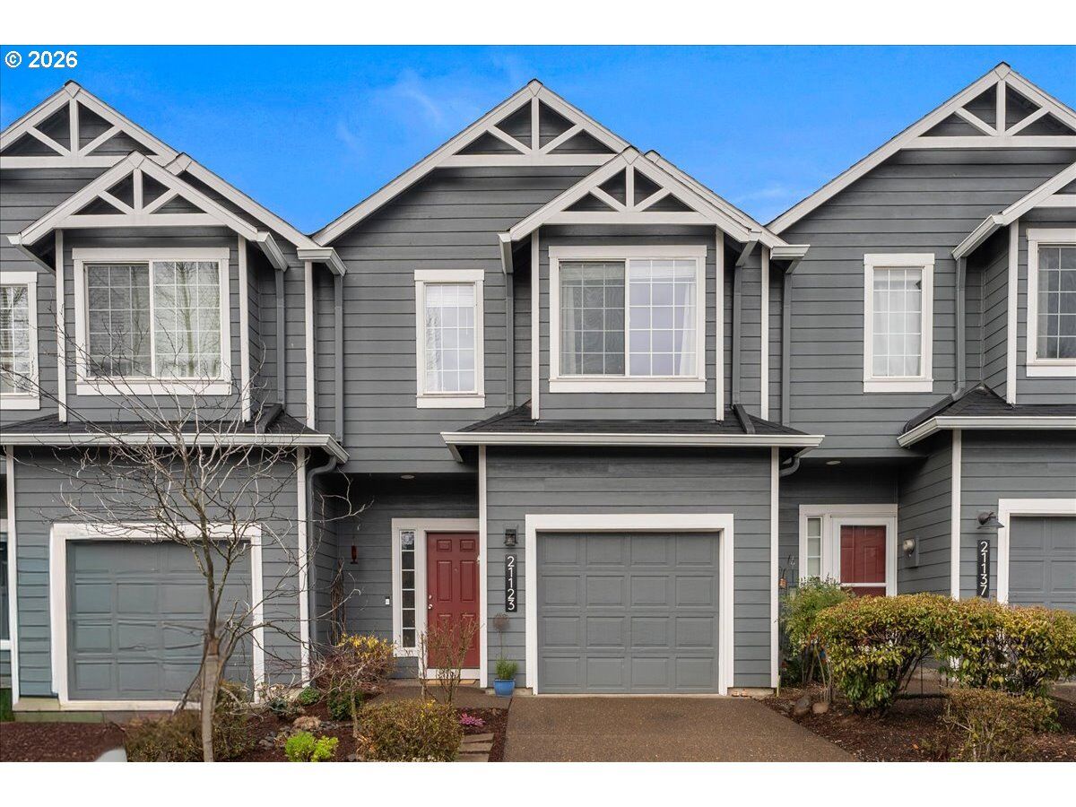 Property Photo: 21123 NE Osburn Loop OR 97024