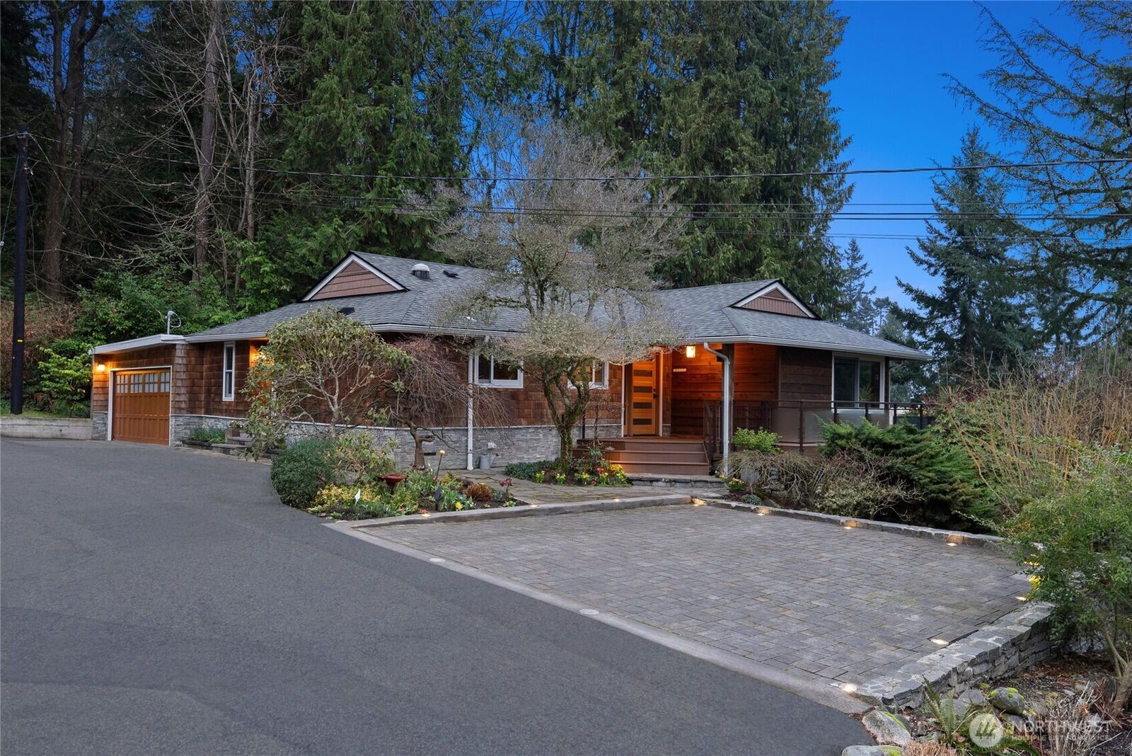 Property Photo: 18431 High Street WA 98020
