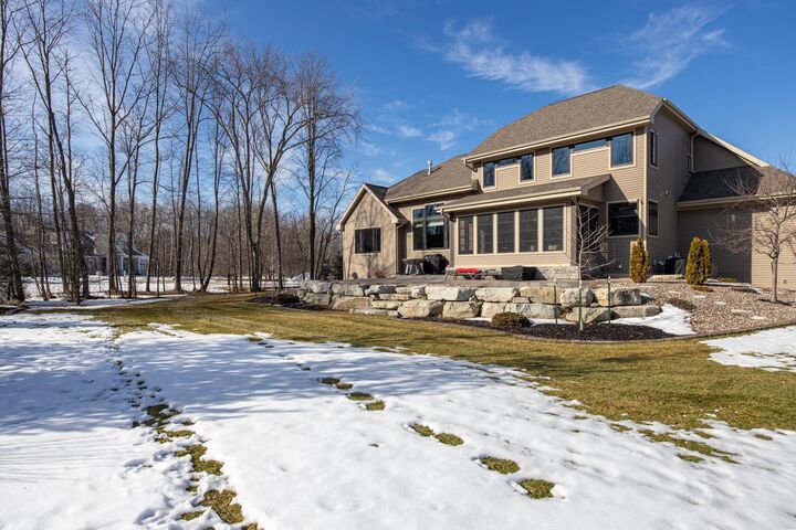 Property Photo: 405 Woodfield Prairie Way WI 54155