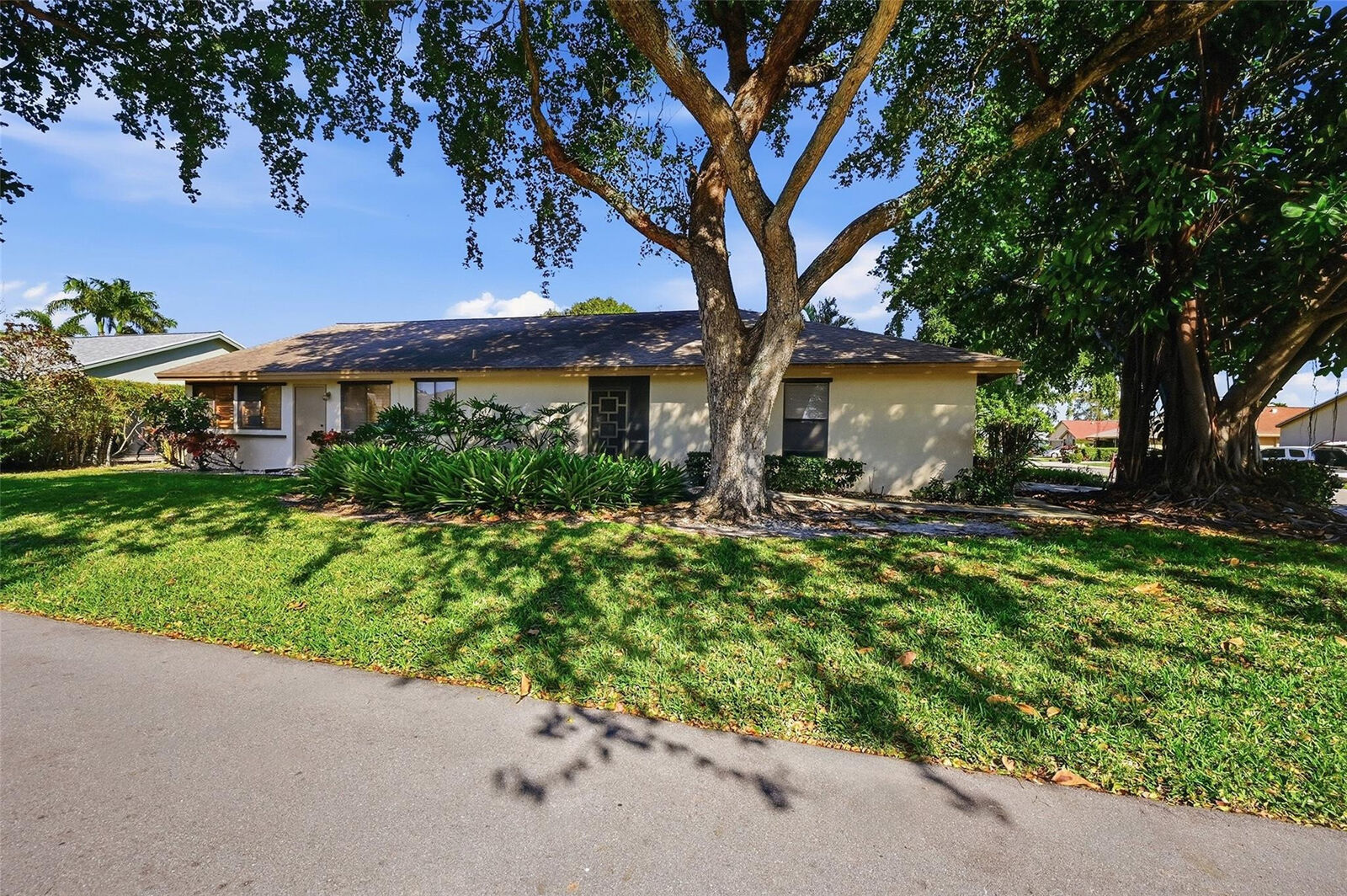 Property Photo:  2495 NW 14th Street  FL 33445 