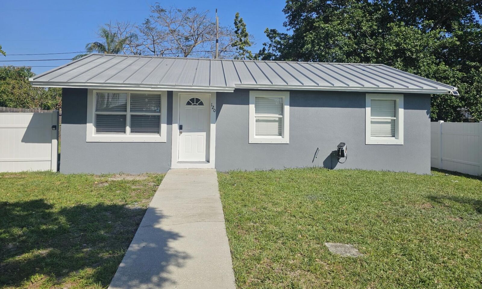 Property Photo: 120 S Price Street FL 33461