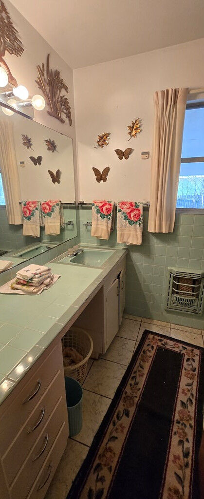 Property Photo:  302 N Madison Street  TX 76901 