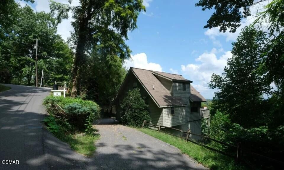 Property Photo:  936 Stans Road  TN 37738 