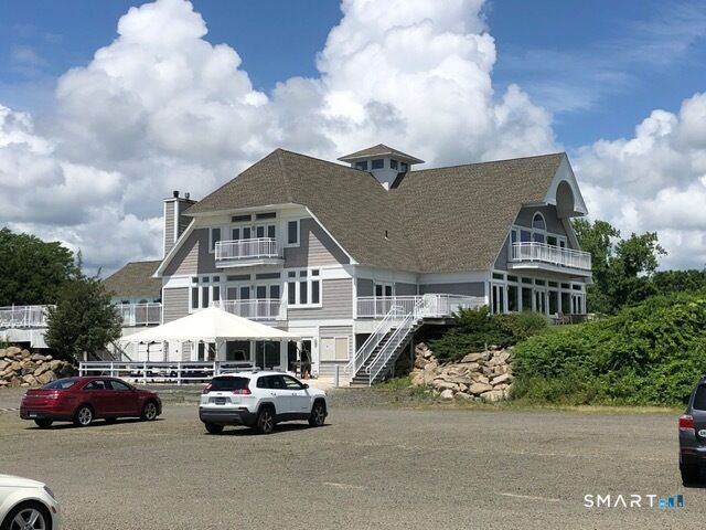 Property Photo:  379 Whitfield Street Cs936  CT 06437 