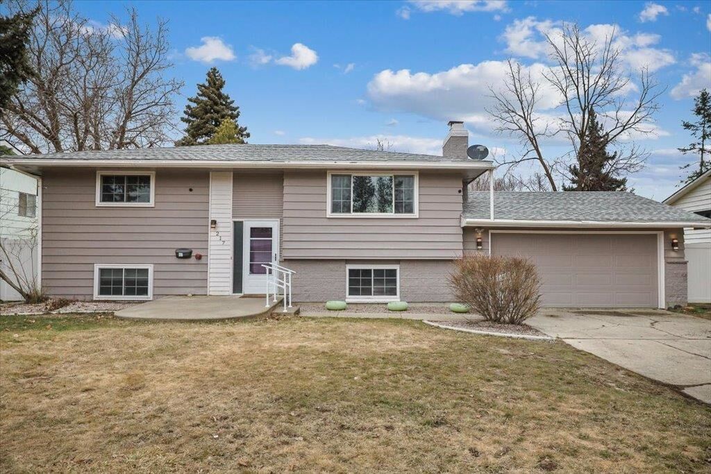 Property Photo:  217 Nolan Brown Pl  WA 99004 