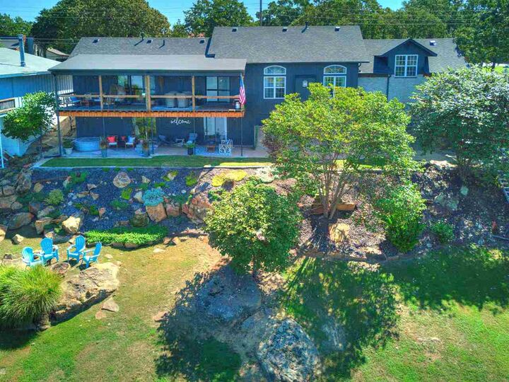 Property Photo:  119 N Salt Creek Drive  OK 74044 