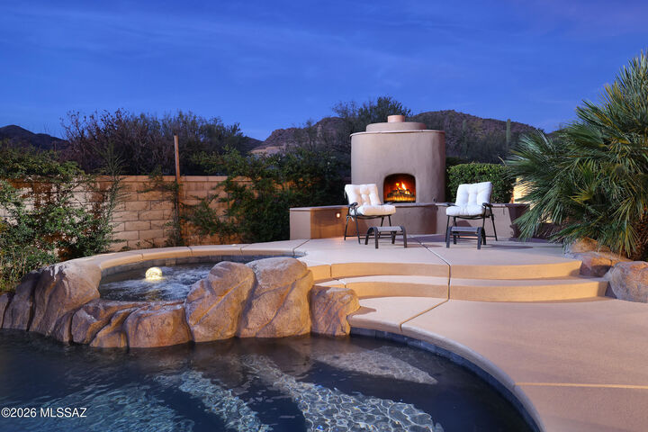 Property Photo:  5950 W Double Green Lane  AZ 85658 