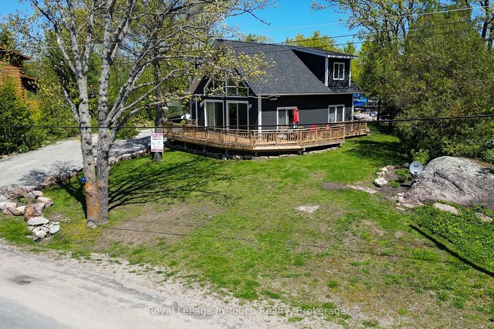 26 Macey Bay Road — photo 1
