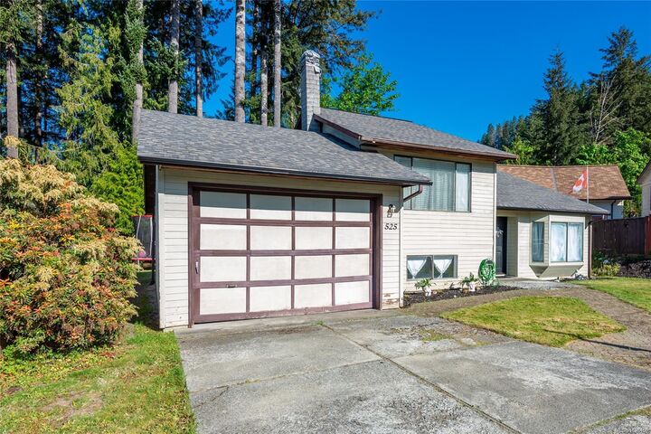 Property Photo:  525 Muchalat Crt  BC V0P 1G0 