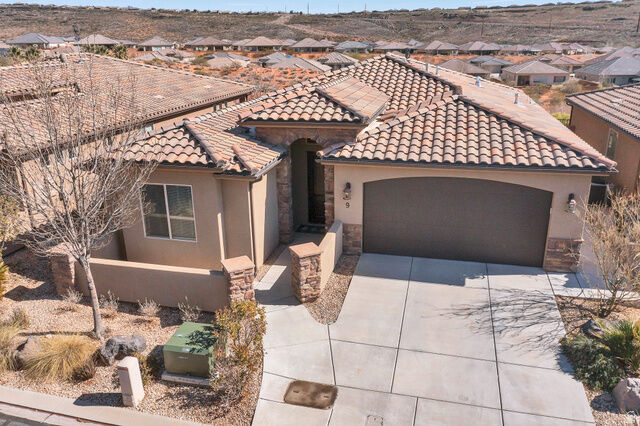 Property Photo: 650 N Red Stone Rd 9 UT 84780